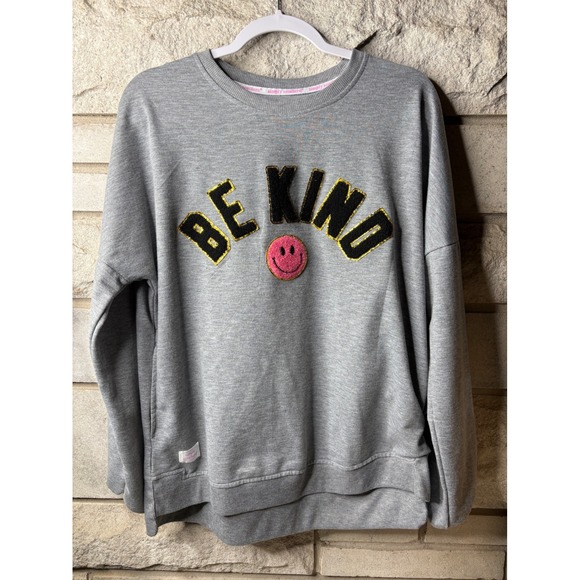 Simply Southern Tops - Simply Southern Be Kind Smiley Face Gray Sweatshirt Womens Large Pockets Glitter